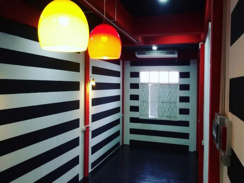 U Hostel Bangkok Exterior photo