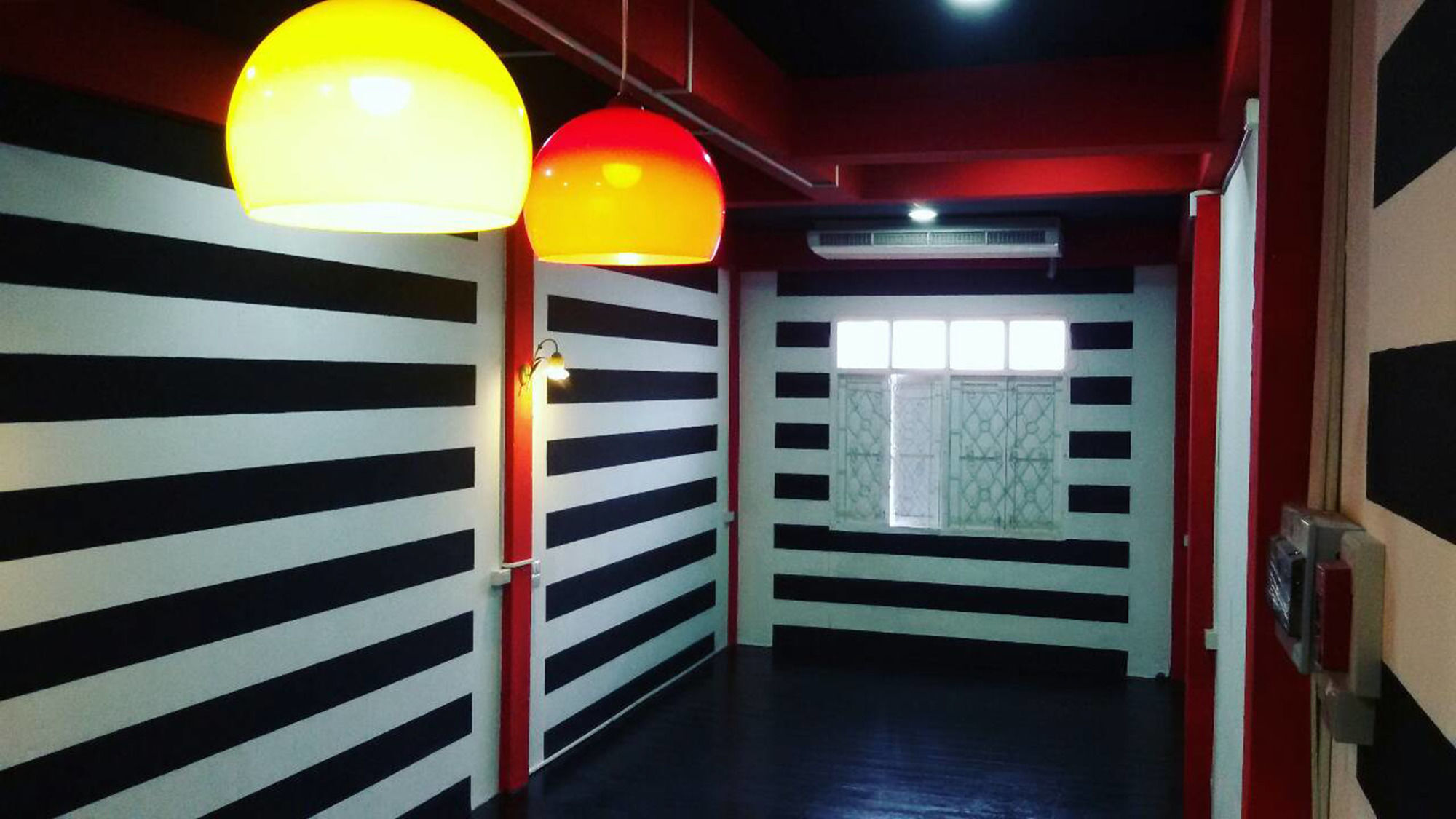 U Hostel Bangkok Exterior photo